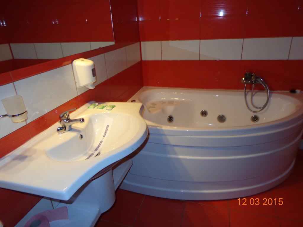 Hotel Cygnus Tulcea Chambre photo